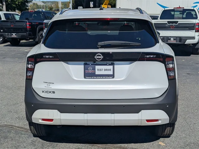Nuevos NISSAN KICKS à Kennesaw, chez Town Center Nissan