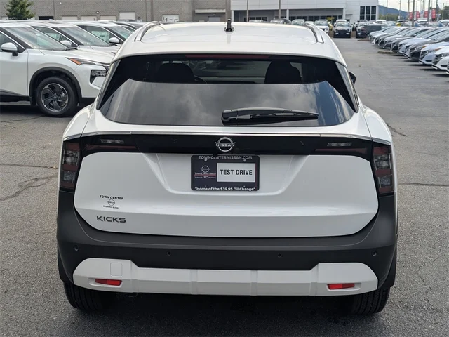 Nuevos NISSAN KICKS à Kennesaw, chez Town Center Nissan