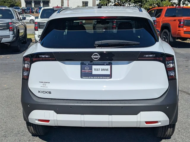 Nuevos NISSAN KICKS à Kennesaw, chez Town Center Nissan