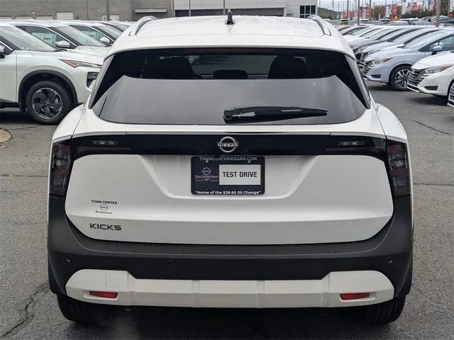 Nuevos NISSAN KICKS à Kennesaw, chez Town Center Nissan