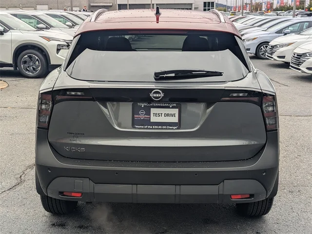 Nuevos NISSAN KICKS à Kennesaw, chez Town Center Nissan