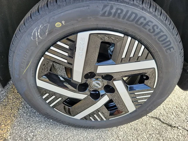 Nuevos NISSAN KICKS à Estados chez autogozo