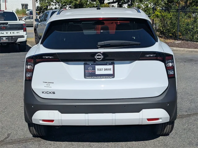 Nuevos NISSAN KICKS à Kennesaw, chez Town Center Nissan