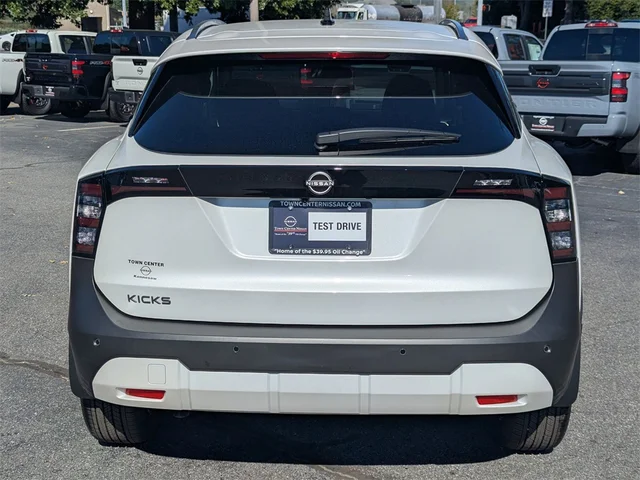 Nuevos NISSAN KICKS à Kennesaw, chez Town Center Nissan