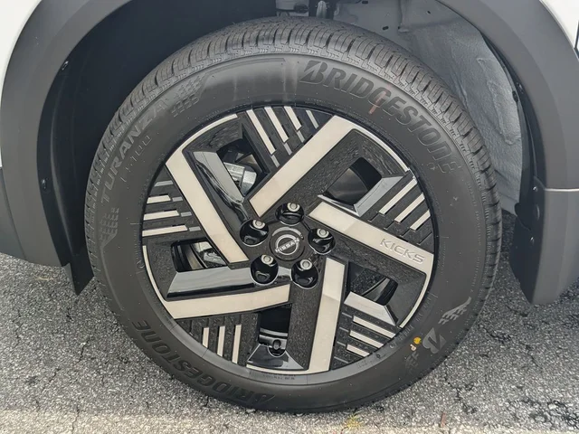 Nuevos NISSAN KICKS à Estados chez autogozo