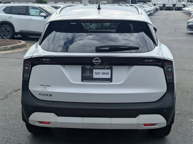 Nuevos NISSAN KICKS à Kennesaw, chez Town Center Nissan