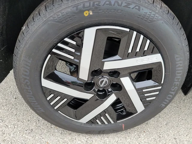 Nuevos NISSAN KICKS à Estados chez autogozo