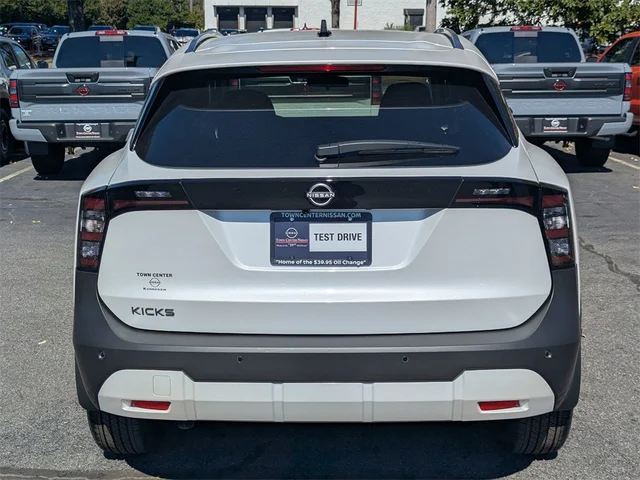 Nuevos NISSAN KICKS à Kennesaw, chez Town Center Nissan