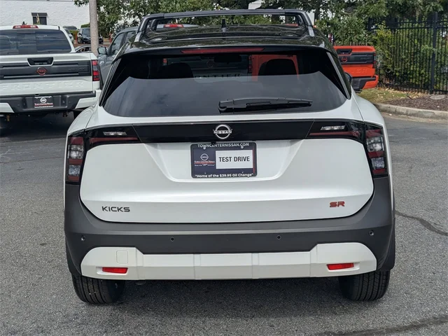 Nuevos NISSAN KICKS à Kennesaw, chez Town Center Nissan