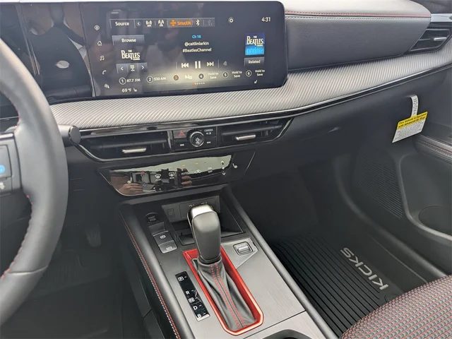 Nuevos NISSAN KICKS à Kennesaw, chez Town Center Nissan
