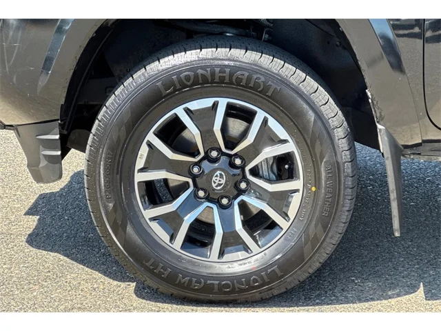SEMINUEVOS TOYOTA Tacoma at ELK GROVE in Elk Grove Buick GMC