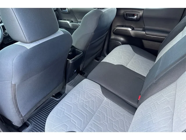 Used TOYOTA Tacoma at San Francisco in izmo Kia