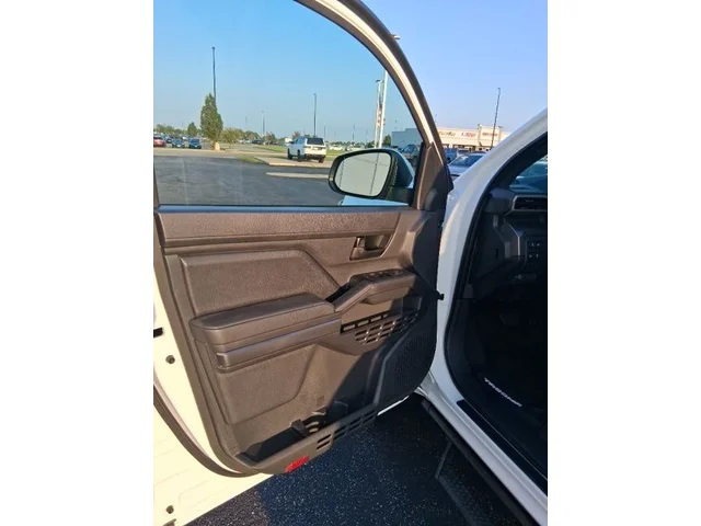 Nuevos TOYOTA TACOMA à Estados chez autogozo