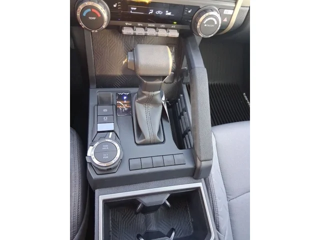 Nuevos TOYOTA TACOMA à Estados chez autogozo