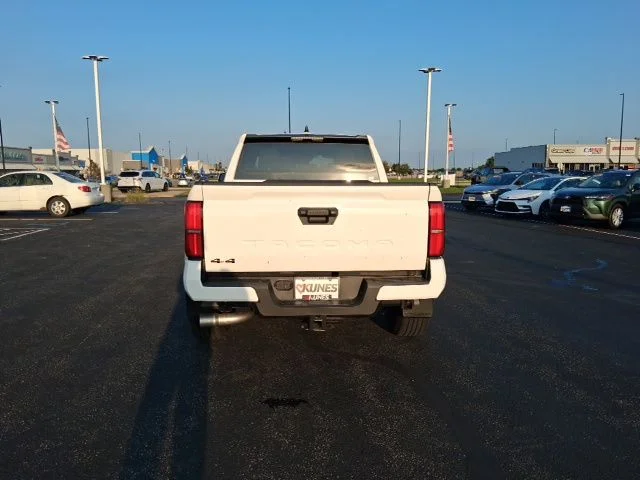 Nuevos TOYOTA TACOMA à Estados chez autogozo