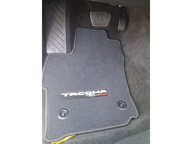 SEMINUEVOS TOYOTA Tacoma Hybrid a Estados en autogozo