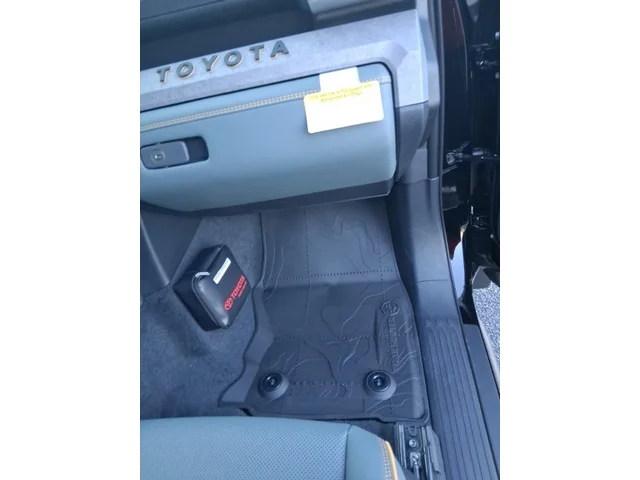 Nuevos TOYOTA TACOMA HYBRID à Estados chez autogozo