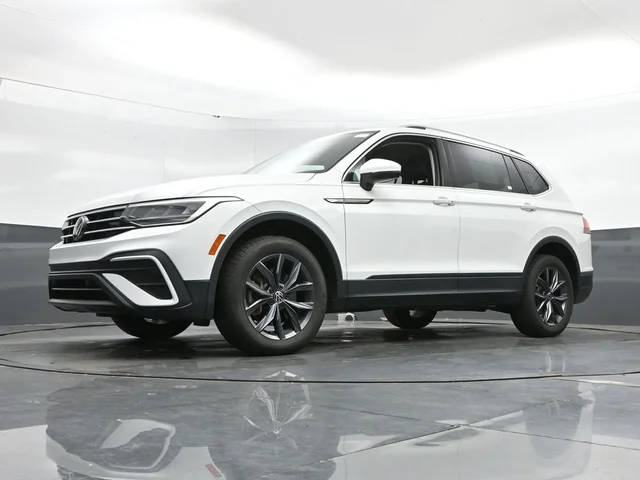 SEMINUEVOS VOLKSWAGEN Tiguan a Estados en autogozo