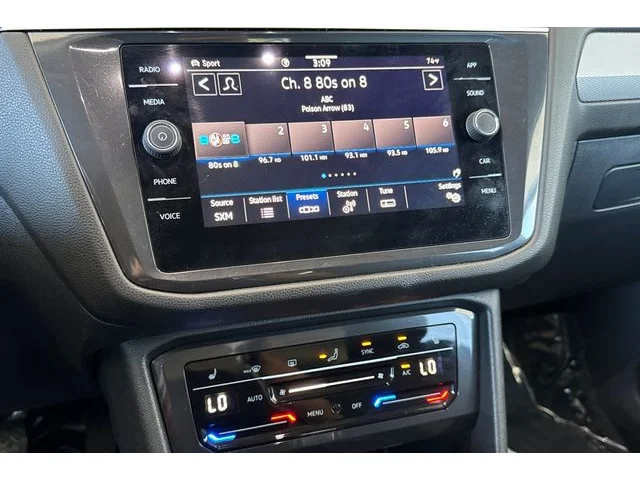 SEMINUEVOS VOLKSWAGEN Tiguan at ELK GROVE in Elk Grove Buick GMC