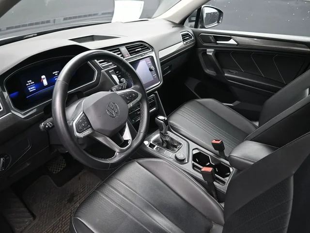 SEMINUEVOS VOLKSWAGEN Tiguan a Estados en autogozo