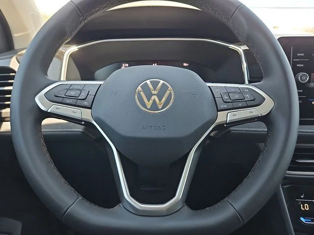 Nuevos VOLKSWAGEN TAOS à Estados chez autogozo