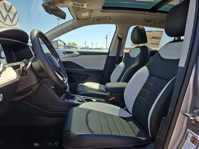Nuevos VOLKSWAGEN TAOS à Estados chez autogozo