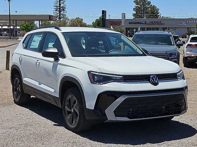 Nuevos VOLKSWAGEN TAOS à Estados chez autogozo