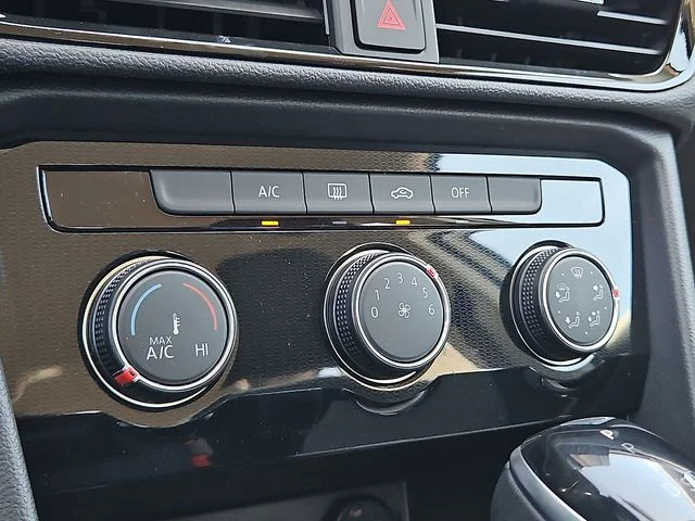 Nuevos VOLKSWAGEN TAOS à Estados chez autogozo