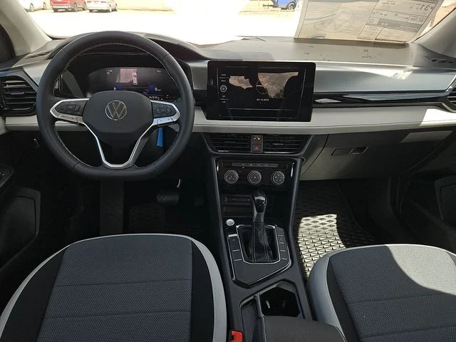 Nuevos VOLKSWAGEN TAOS à Estados chez autogozo
