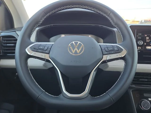 Nuevos VOLKSWAGEN TAOS à Estados chez autogozo