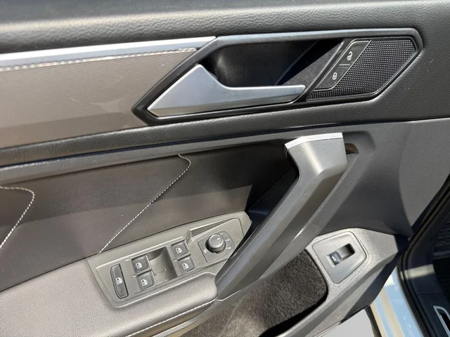 SEMINUEVOS VOLKSWAGEN Tiguan a Estados en autogozo