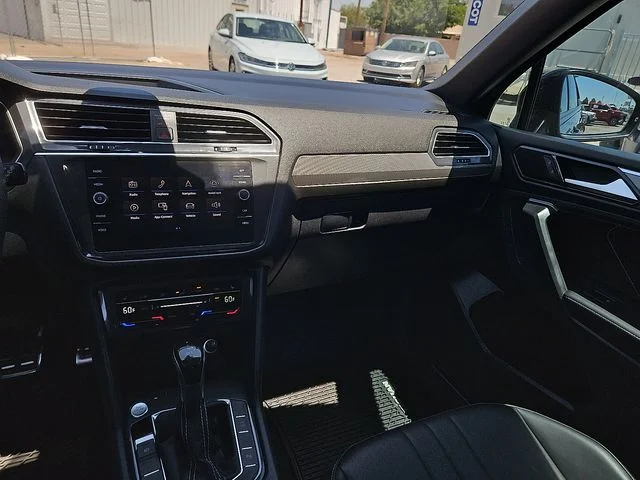 SEMINUEVOS VOLKSWAGEN Tiguan a Estados en autogozo