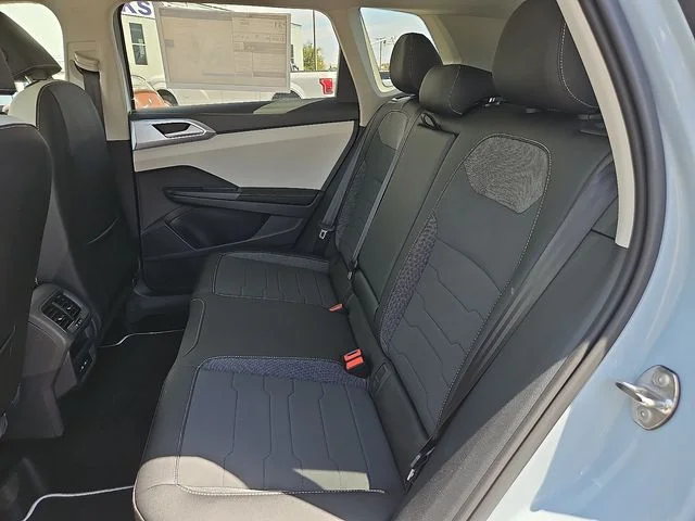 Nuevos VOLKSWAGEN TAOS à Estados chez autogozo