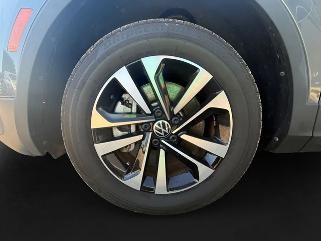 SEMINUEVOS VOLKSWAGEN Tiguan a Estados en autogozo
