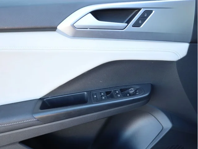 SEMINUEVOS VOLKSWAGEN Taos a Estados en autogozo