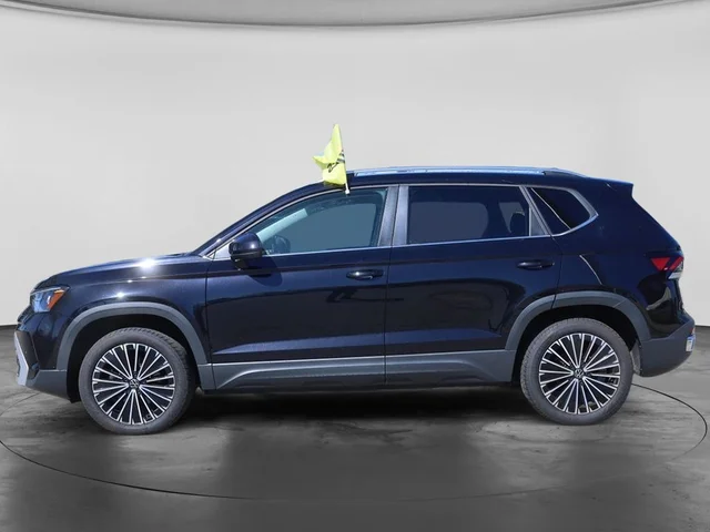 SEMINUEVOS VOLKSWAGEN Taos a Estados en autogozo