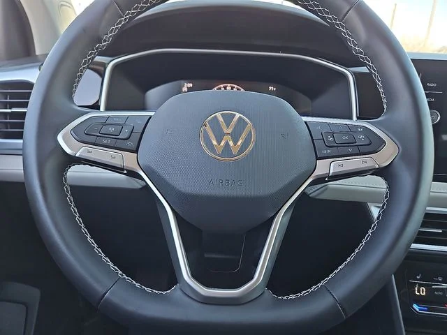 Nuevos VOLKSWAGEN TAOS à Estados chez autogozo