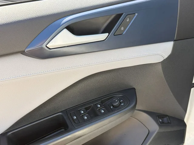 SEMINUEVOS VOLKSWAGEN Taos a Estados en autogozo