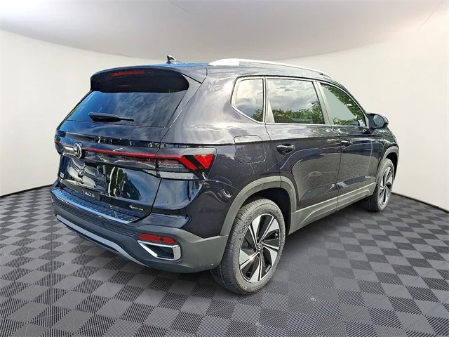 Nuevos VOLKSWAGEN TAOS à Estados chez autogozo
