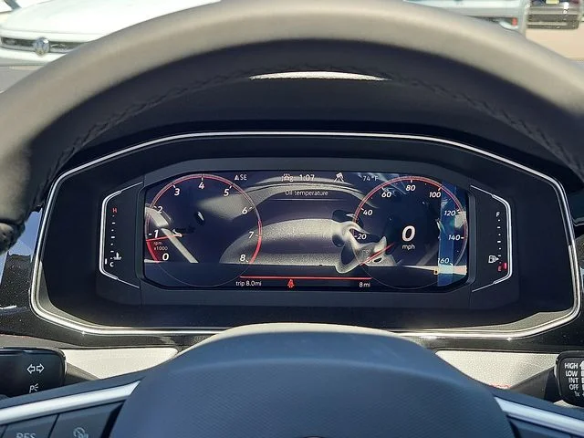Nuevos VOLKSWAGEN JETTA GLI à Estados chez autogozo