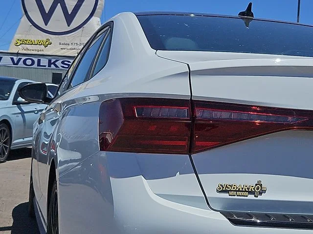 Nuevos VOLKSWAGEN JETTA GLI à Estados chez autogozo