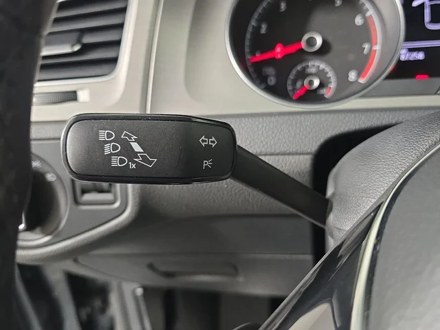 SEMINUEVOS VOLKSWAGEN Golf a Estados en autogozo