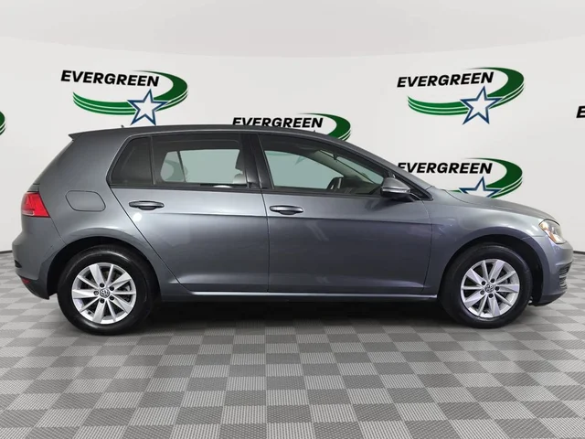 SEMINUEVOS VOLKSWAGEN Golf a Estados en autogozo