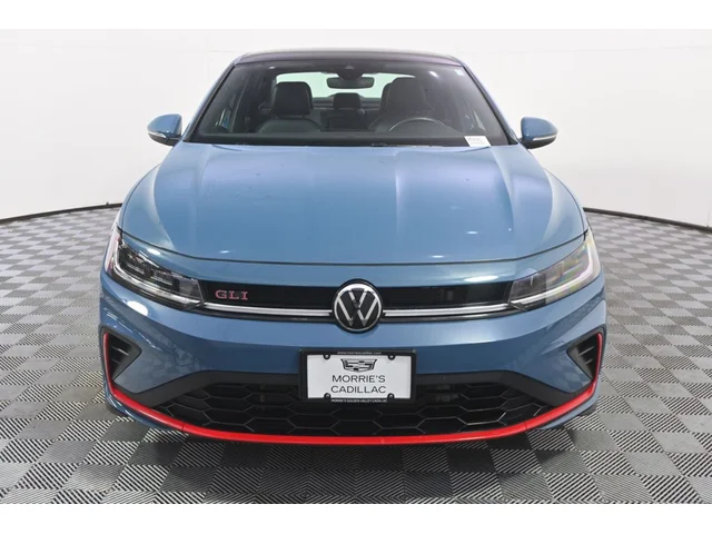 SEMINUEVOS VOLKSWAGEN Jetta GLI a Estados en autogozo