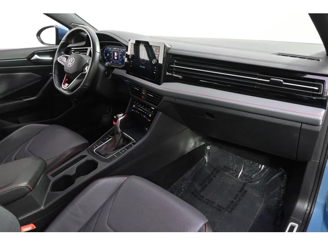 SEMINUEVOS VOLKSWAGEN Jetta GLI a Estados en autogozo