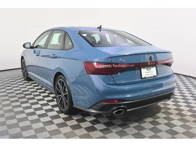 SEMINUEVOS VOLKSWAGEN Jetta GLI a Estados en autogozo