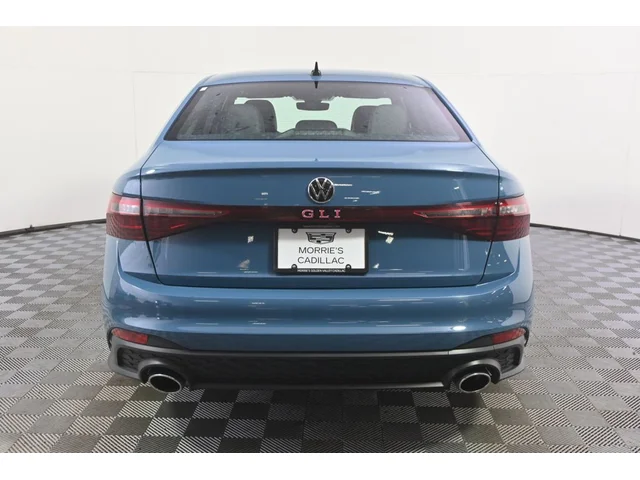 SEMINUEVOS VOLKSWAGEN Jetta GLI a Estados en autogozo