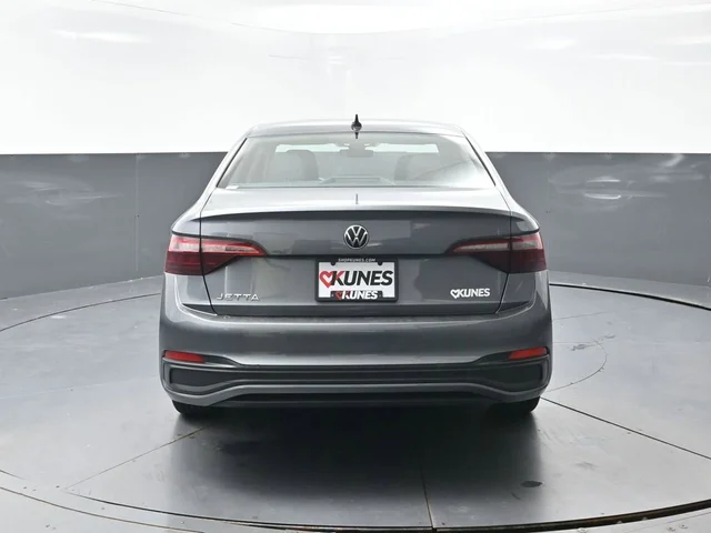 SEMINUEVOS VOLKSWAGEN Jetta a Estados en autogozo