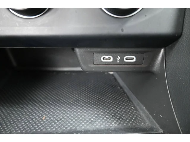 SEMINUEVOS VOLKSWAGEN Jetta a Estados en autogozo