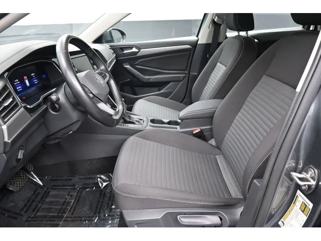 SEMINUEVOS VOLKSWAGEN Jetta a Estados en autogozo